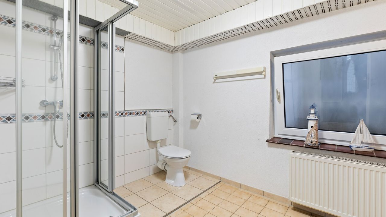 BathRoom BathRoom